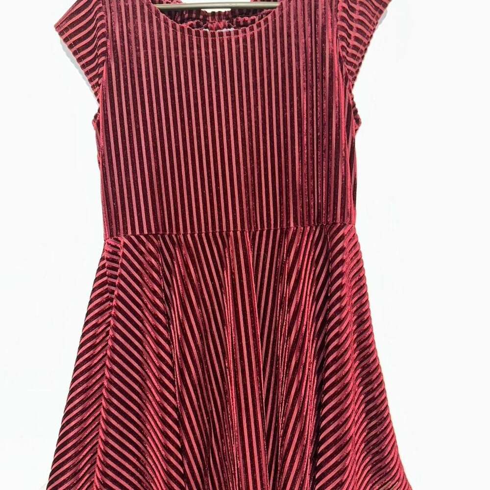 Unbranded Girl's Red Velvet Pleated Party Dress with‎ Heart Zipper